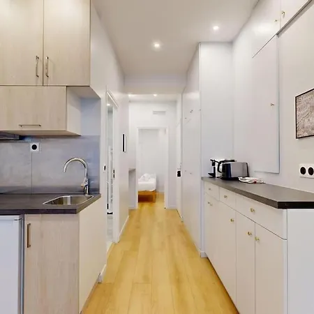 Bluestay 173 - In 3 Paris